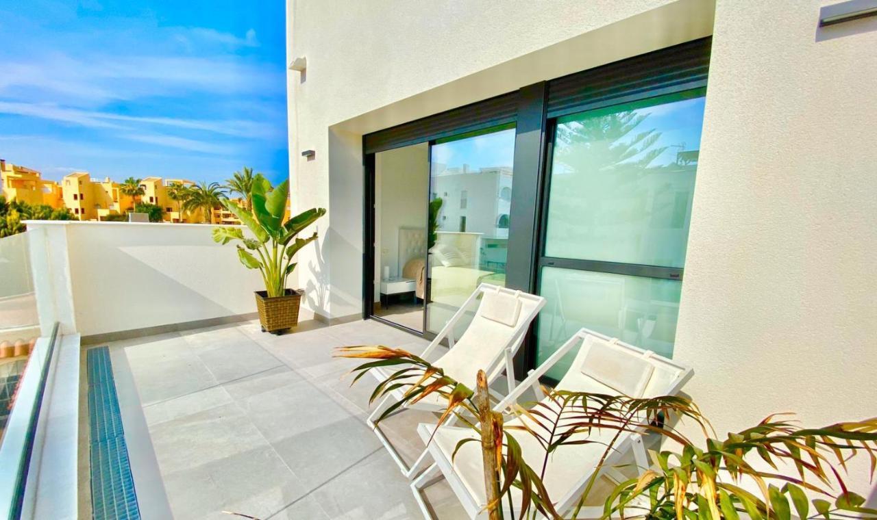 Chalet Con Piscina Privada En La Urb. De Puerto Rey Los Amarguillos 外观 照片