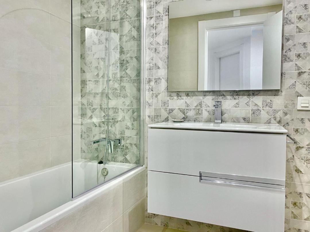 Chalet Con Piscina Privada En La Urb. De Puerto Rey Los Amarguillos 外观 照片